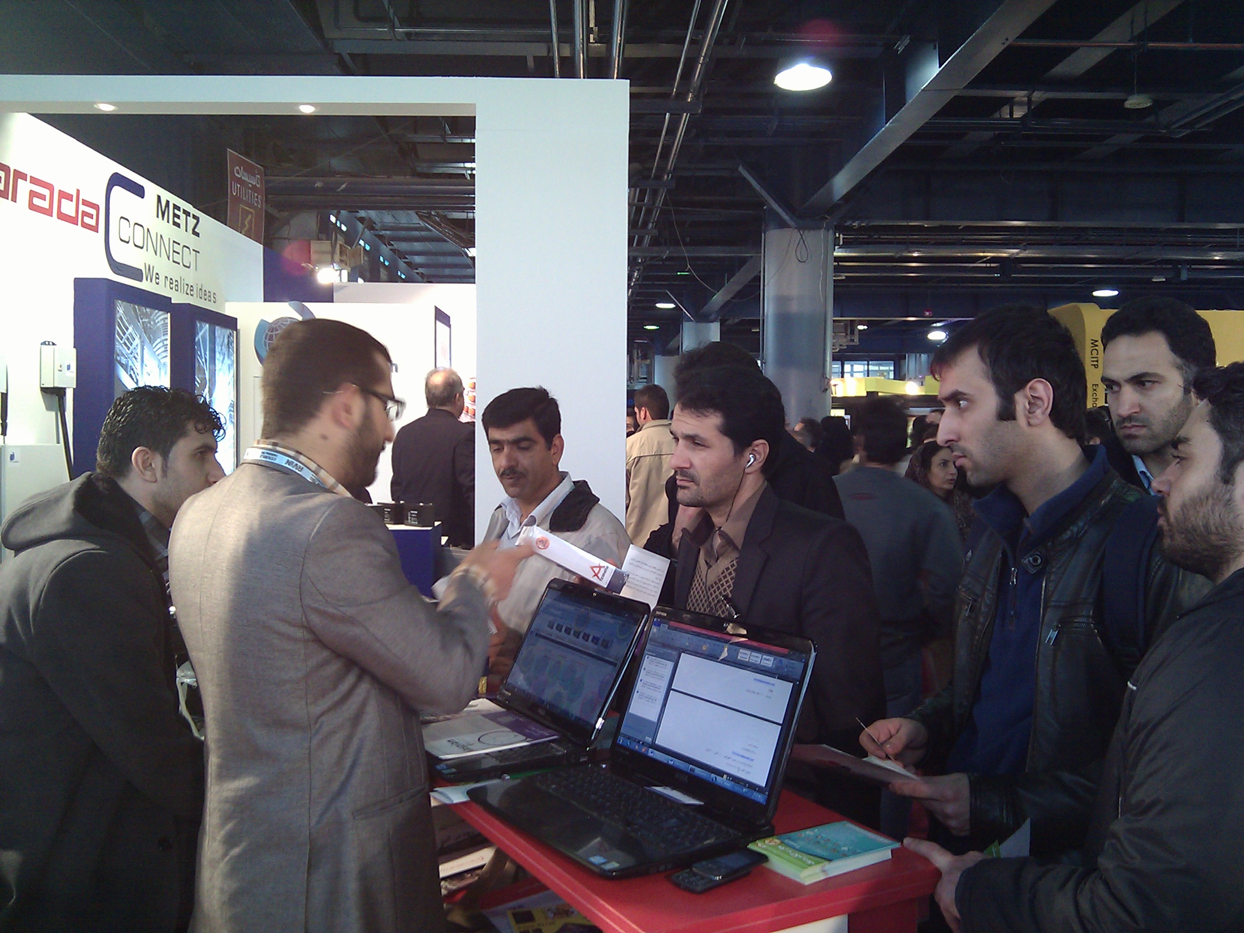 do.php?imgf=joomlaforum.ir_13863380891.jpg